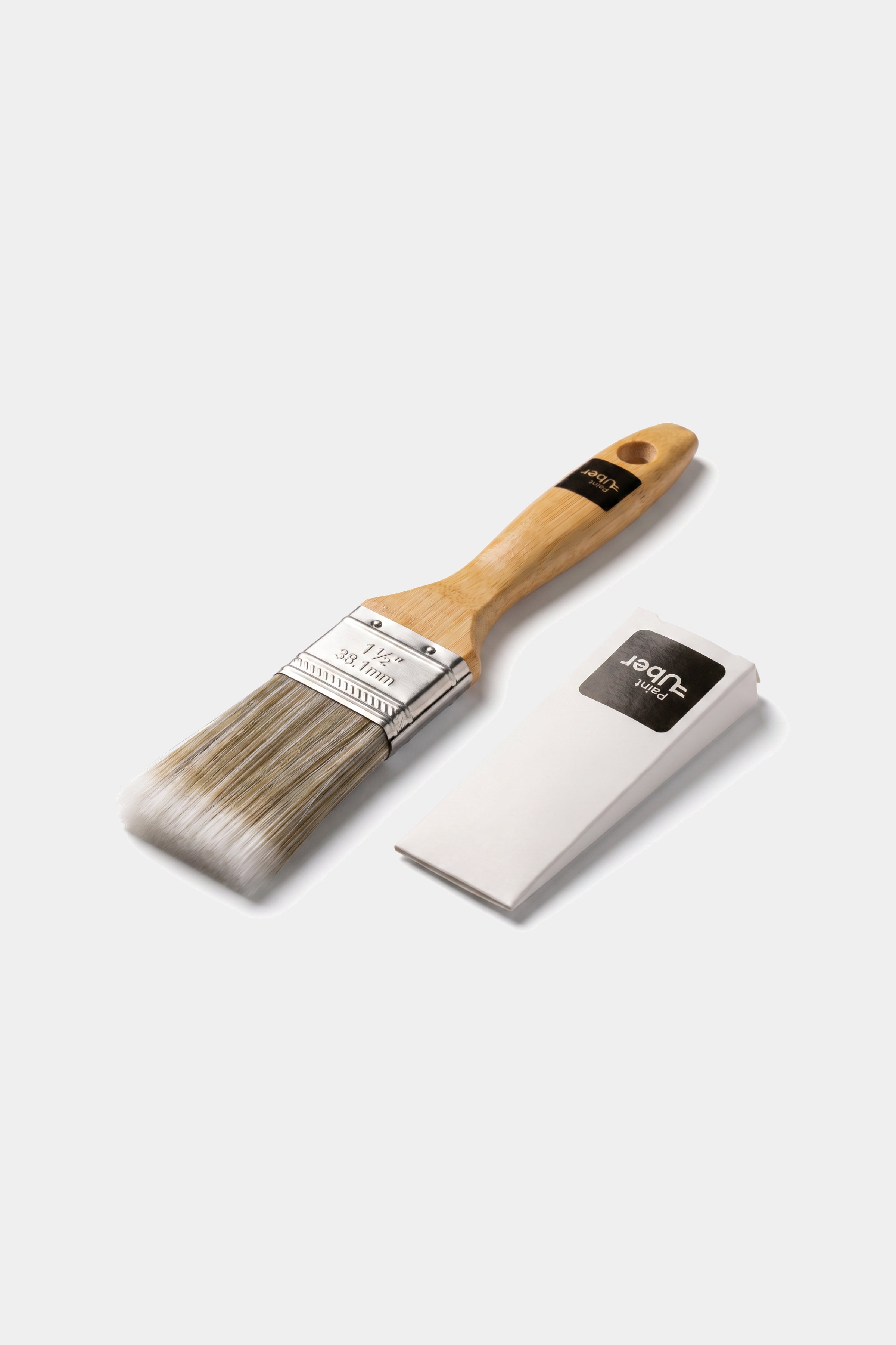 Brocha plana de pintura con mango natural